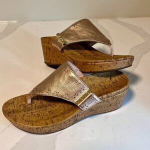 Vionic Anitra Rose Gold Pink Metallic Wedge Sandal - Size 9